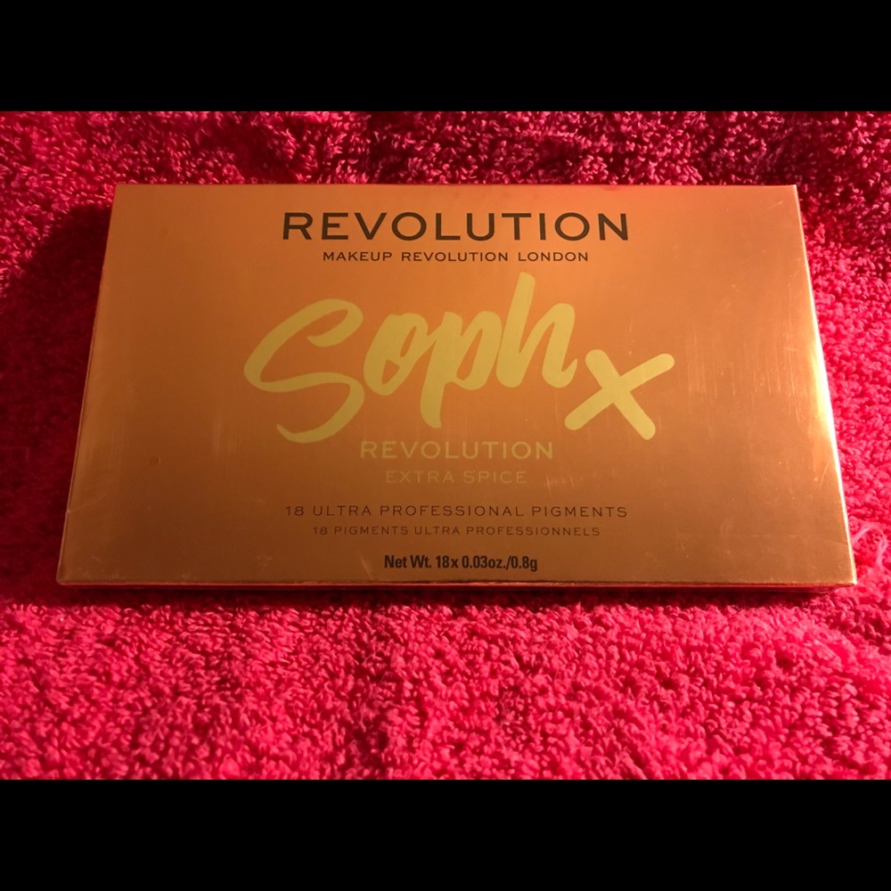 Eyeshadow palette